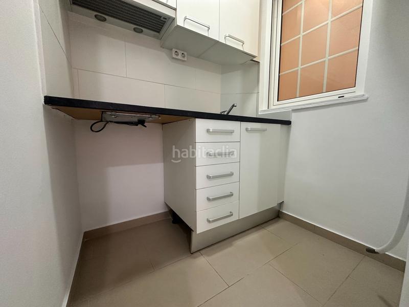 Foto 9bff53cd-f514-4eb7-be9f-49b1400ba0b2. Casa amb calefacció a La Florida Hospitalet de Llobregat (L´)