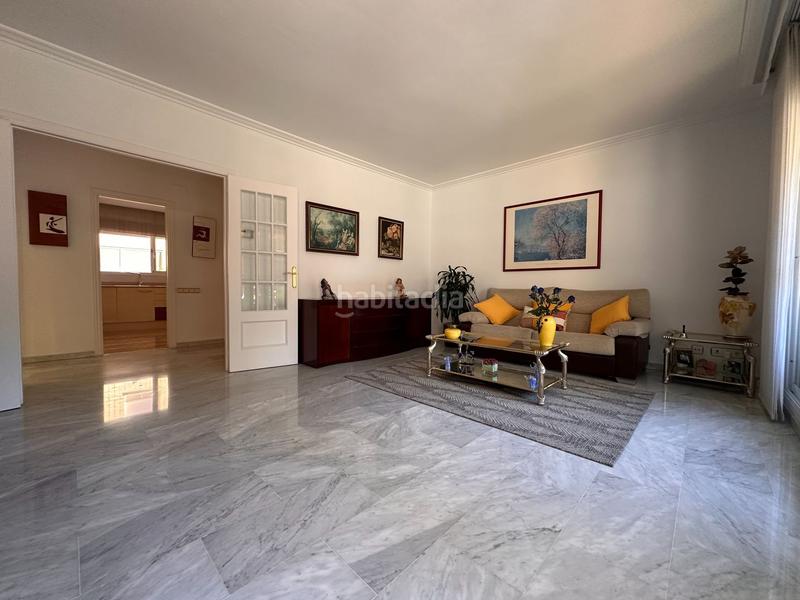 Foto 7910e584-85d8-4ace-939e-b5ed3d4b494e. Casa con riscaldamento in Bufalà Badalona