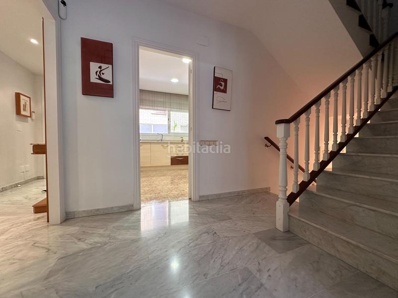 Foto 94aef020-19f3-4bf9-8e2c-0656b932f596. Casa con riscaldamento in Bufalà Badalona