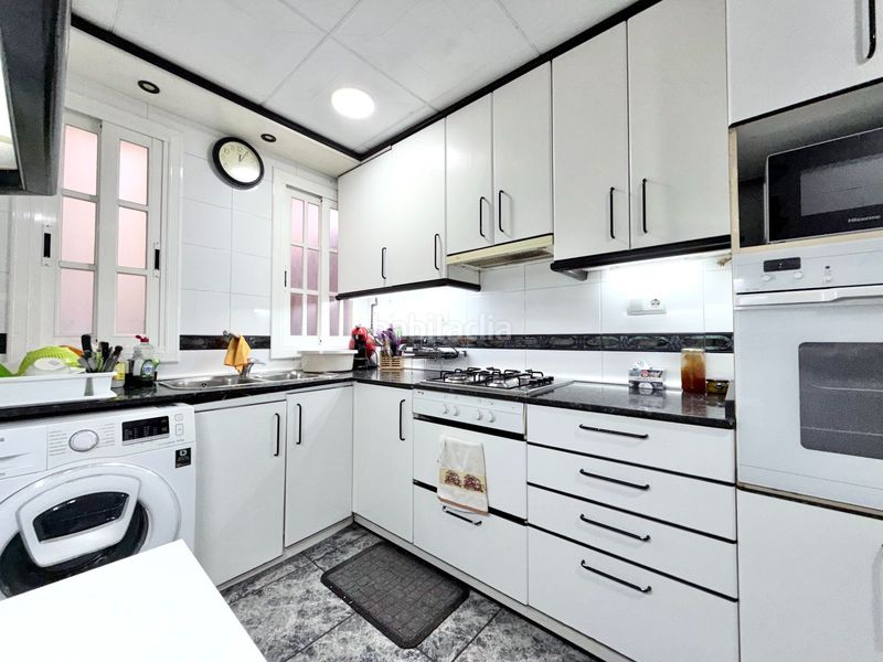 Foto 015b260d-26d3-4907-b5d6-975e03524999. Pis a La Salut Badalona