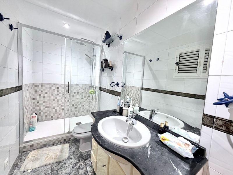 Foto 7a2cfa84-dc34-46f2-9581-3b96cdf01686. Pis a La Salut Badalona