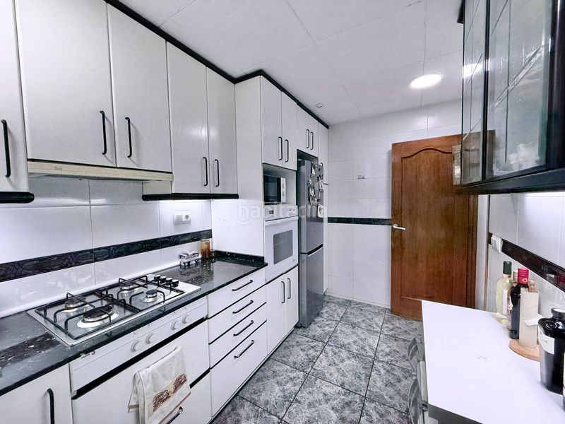 Foto a04c801a-6b3e-4a31-b329-062718ffb071. Pis a La Salut Badalona