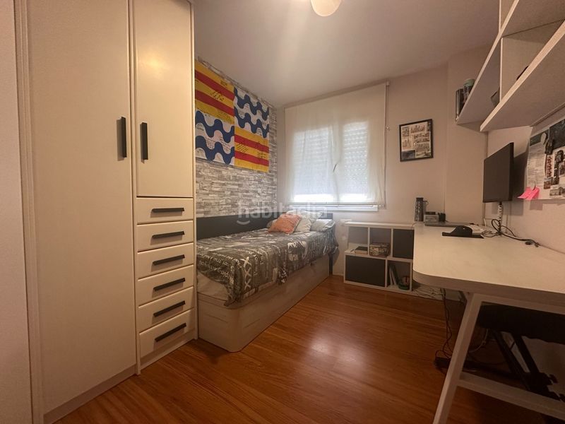 Foto f681c368-a817-4712-b3cc-e6b36b8a35d8. Pis amb calefacció a Bufalà Badalona