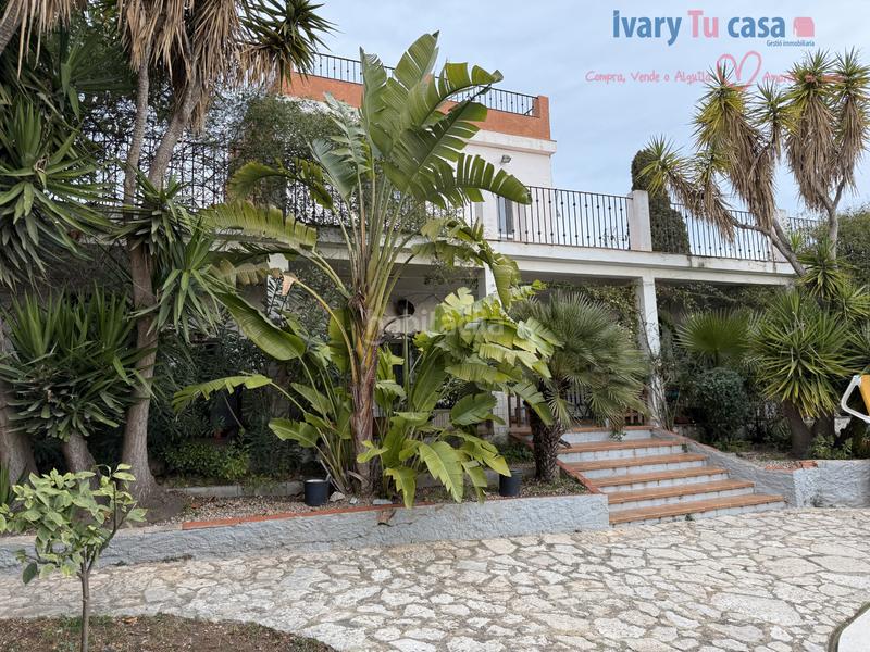 Foto 22ee2357-2e0f-42c2-86f1-aac27e5dd4c9. Xalet amb xemeneia aparcament piscina a Onda