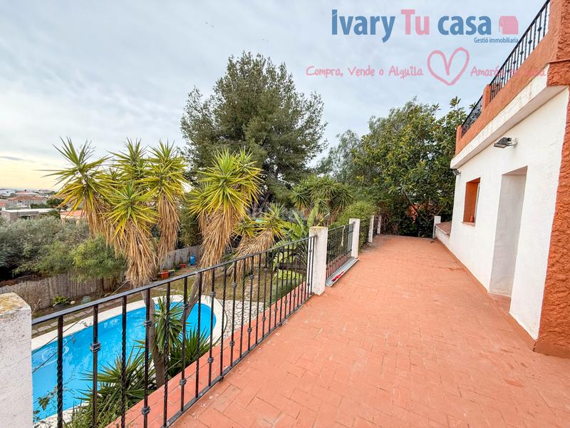 Foto a4e012b3-8765-463a-98ff-5b9dbc0a6827. Xalet amb xemeneia aparcament piscina a Onda