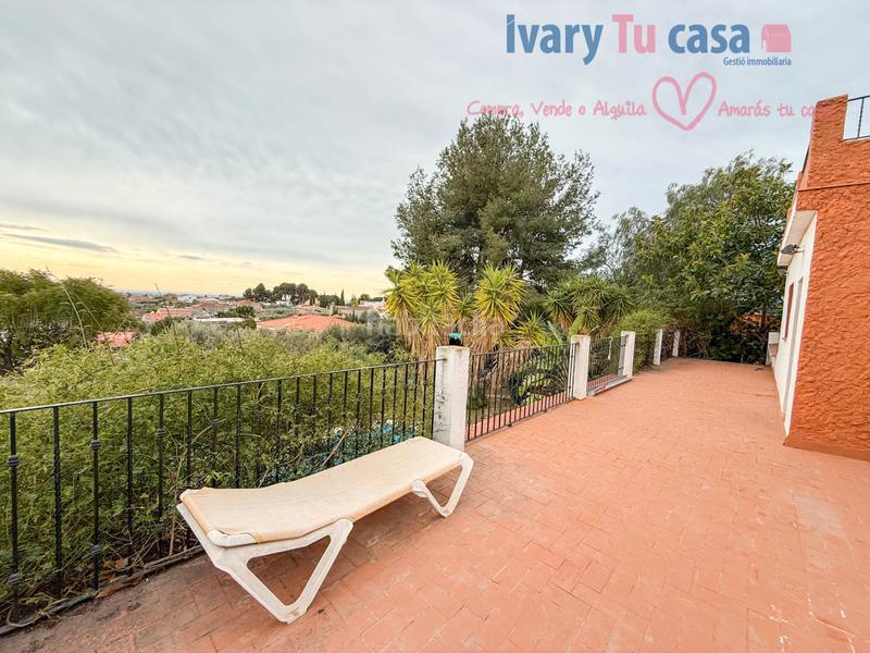 Foto dca32ac1-c526-4225-b9b0-cbdff4e7b264. Xalet amb xemeneia aparcament piscina a Onda