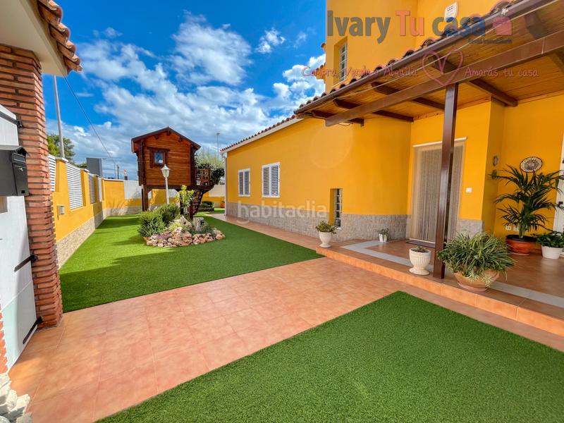 Foto 7bc1588f-2349-417f-954f-fecbf0a43753. Chalet casa o chalet independiente en venta en heliópolis - eurosol en Benicasim / Benicàssim