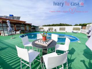 Chalet à Piscinas. Si busca tranquilidad, desconexión e intimidad, son las 3 caract