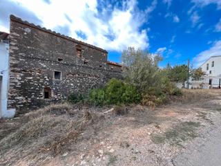 Masia a Partida collet 14. Antiguo molino de aceite en sierra engarcerán