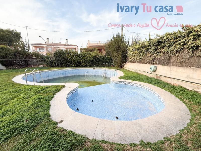 Foto 526a8b9b-624e-4109-97f3-f510b119a38e. Chalet avec cheminée chauffage parking piscine dans Burriana