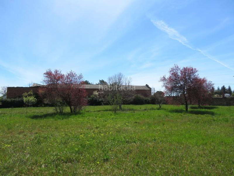 Foto 04343290-056f-441e-b515-b802a6134135. Chalet casa unifamiliar en venta en campo y santibáñez león en Cuadros