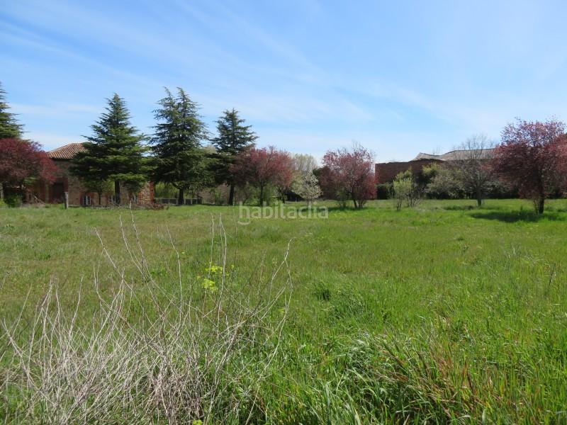 Foto 0e8ba93a-23fc-4c00-af05-b8bef9c1540f. Chalet casa unifamiliar en venta en campo y santibáñez león en Cuadros