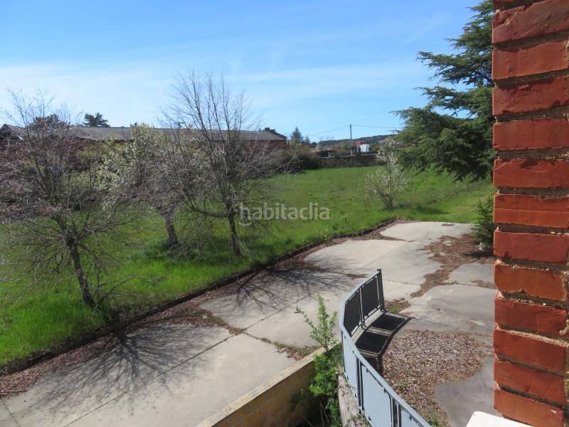 Foto 43fe7364-7f33-4fa4-9f3b-e23d96bc5652. Chalet casa unifamiliar en venta en campo y santibáñez león en Cuadros
