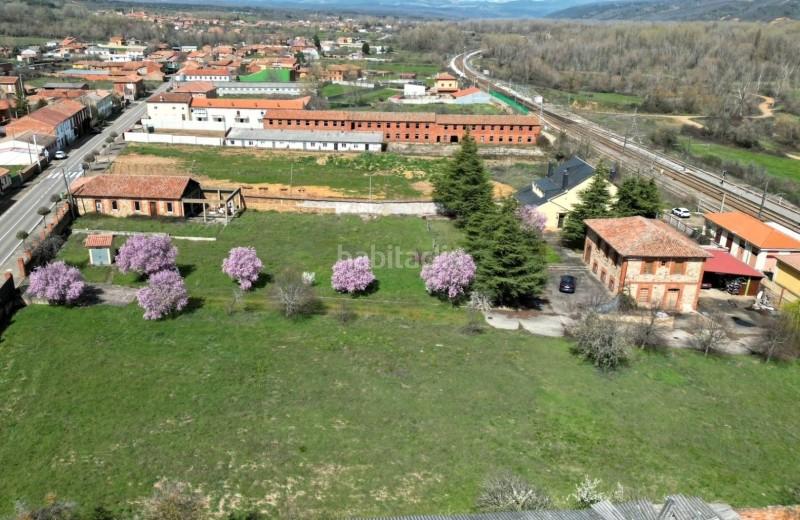 Foto 538ad1f9-0e18-406a-8ed5-9e486b65c9cd. Chalet casa unifamiliar en venta en campo y santibáñez león en Cuadros