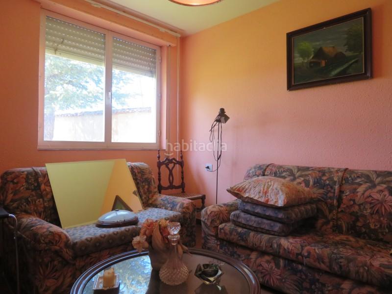Foto b323637d-5a29-44bc-9b7f-25058998bf8d. Chalet casa unifamiliar en venta en campo y santibáñez león en Cuadros