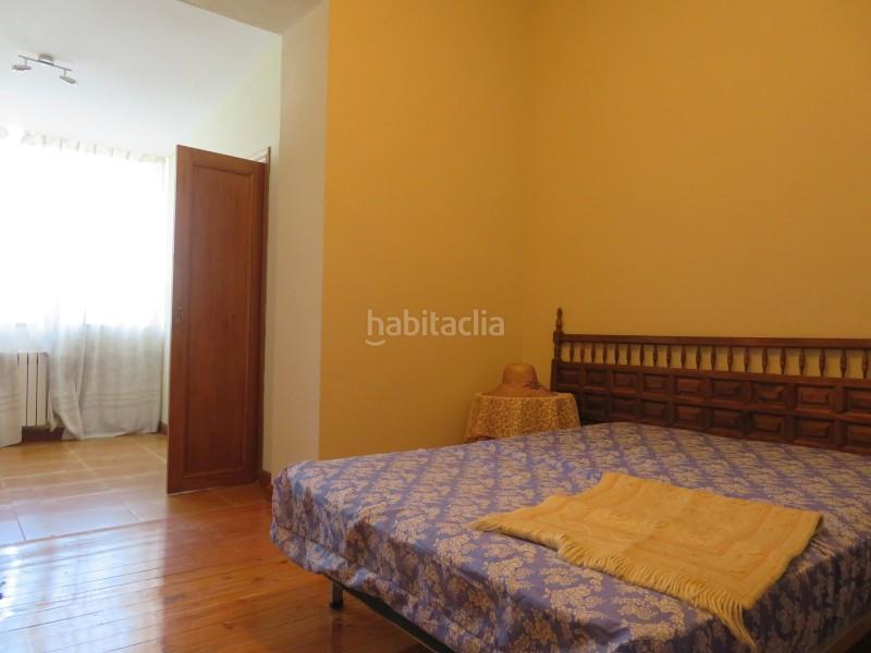 Foto b76787e0-1338-47c1-9ae1-8ea646feea31. Chalet casa unifamiliar en venta en campo y santibáñez león en Cuadros