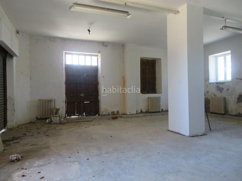Foto d6dff296-2fd6-479b-bbfd-0acf7cceee89. Chalet casa unifamiliar en venta en campo y santibáñez león en Cuadros
