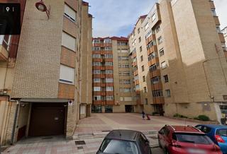 Piso en San Claudio - La Chantría. Piso en venta en san claudio  león león
