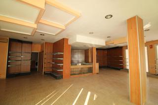 Local Comercial en Barrio Peral-San Félix