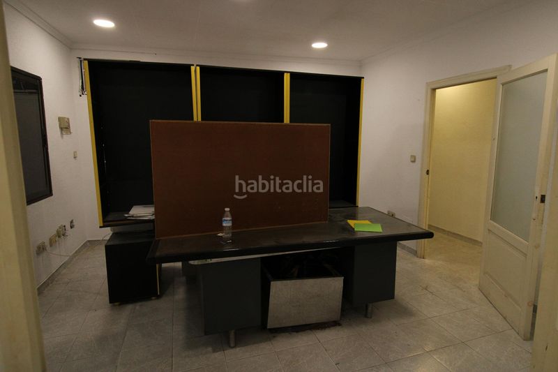 Foto 148db79e-c019-44f7-aff4-027753b7d8e4. Local comercial en Cortes-Huertas Madrid