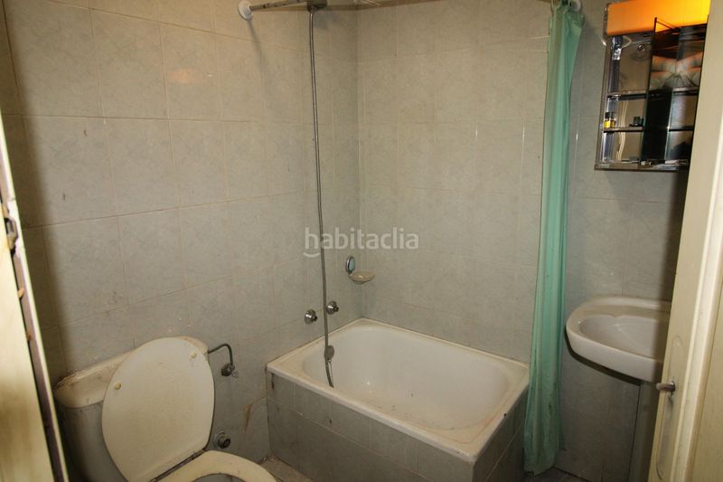 Foto cc136da1-7c62-498e-b9ef-47dd847eb007. Local comercial en Cortes-Huertas Madrid