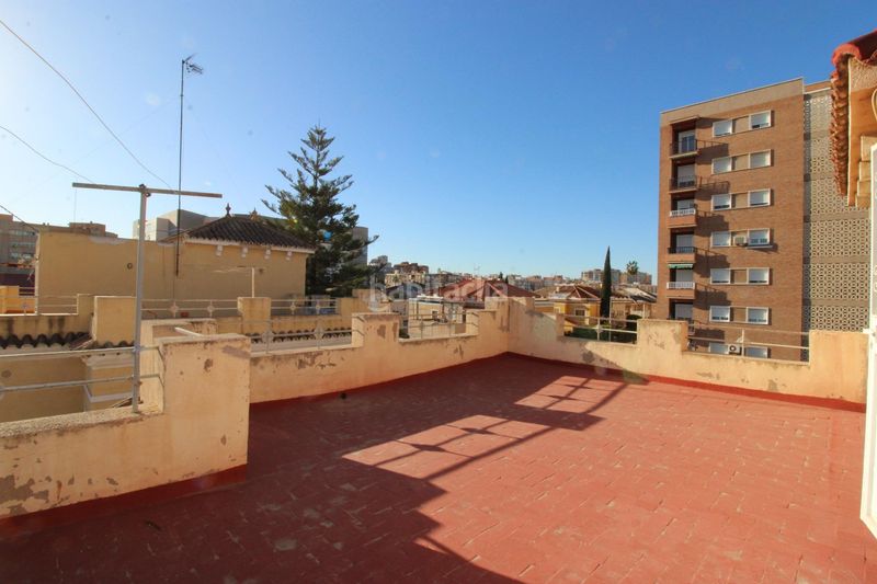 Foto a1cdb27d-7ac8-48c9-8f37-8da892bc5537. Piso en Ciudad Jardín Cartagena