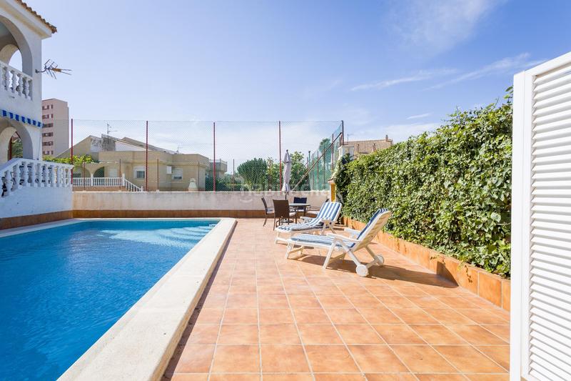 Foto f8d3ebf5-f2c3-485e-8d35-e70375409bdf. Xalet amb calefacció aparcament piscina a Entremares Manga del Mar Menor (La)