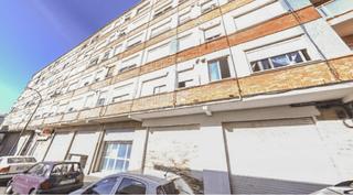 Pis a Calle mossen r. muntanyola 2 cp 43204. Vivienda en reus  av. mossèn ramon muntanyola 2
