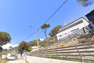 Pis a Dosrius. Vivienda en dosrius  calle arenys