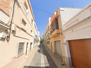 Pis a Vilanova i la geltru. Vivienda en vilanova i la geltru  calle picapedrers