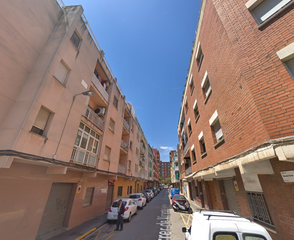 Appartement à El prat de llobregat. Vivienda en el prat de llobregat  calle vicente ferrer