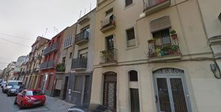 Pis a Barcelona. Vivienda en barcelona  calle ruiz de padron