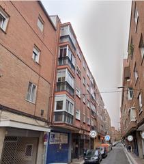 Local commercial  Calle olmedo 36, valladolid. Local comercial en valladolid  calle olmedo