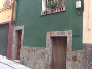 Appartement à Calle salvador estrem i fa 26. Vivienda en falset  calle salvador estrem i fa