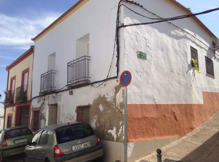 Pis a Calle caridad 15, almodovar del rio. Vivienda en almodóvar del río  calle caridad
