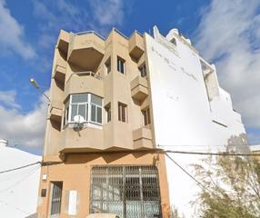 Appartement à Carretera general , 55. Edificio en gáldar  carretera general