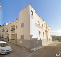 Appartement à Calle triana. Lote vivienda y garaje en olula del rio  calle triana