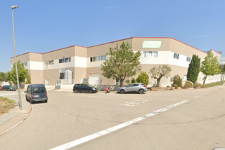 Pis a Calle mallorca. Local comercial en sant jaume dels domenys  calle mallorca