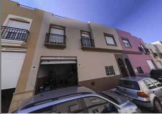 Appartement à Calle pardo bazan 9, roquetas de mar. Adosado en roquetas de mar  calle pardo bazan