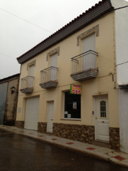 Piso  Calle colón. Vivienda en esparragalejo  calle colón
