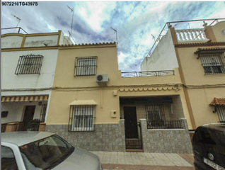 Pis  Calle pastora de cantillana 10. Adosado en alcalá de guadaira  calle pastora de cantillana