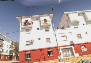 Flat  Calle rio duero 2. Vivienda en utrera  calle rio duero