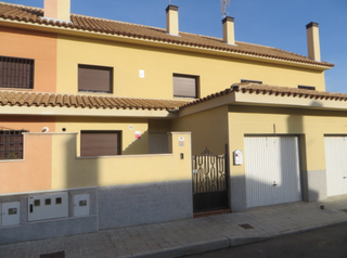 Pis  Calle juan ramon jimenez 15. Chalet en numancia de la sagra  calle juan ramon jimenez a