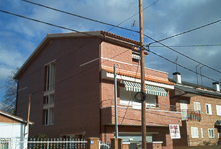 Pis a Avenida de terra nostra 96. Vivienda en montcada i reixac  avenida de terra nostra
