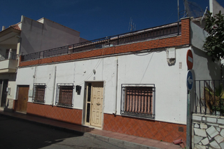 Piso  Calle las eras 5. Chalet en berja  calle las eras