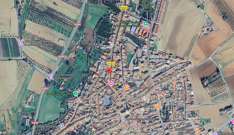 Foto 603f1462-a928-4a63-95e3-637b59e681a7. Pis a calle diego velazquez 37 a Beas