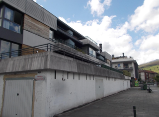 Flat  Calle baron adzaneta 24. Vivienda y garaje en ramales de la victoria  calle baron adzanet