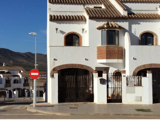 Pis  Avenida fuente piedra 59, sierra de yeguas. Chalet en sierra de yeguas  avenida fuente piedra 59