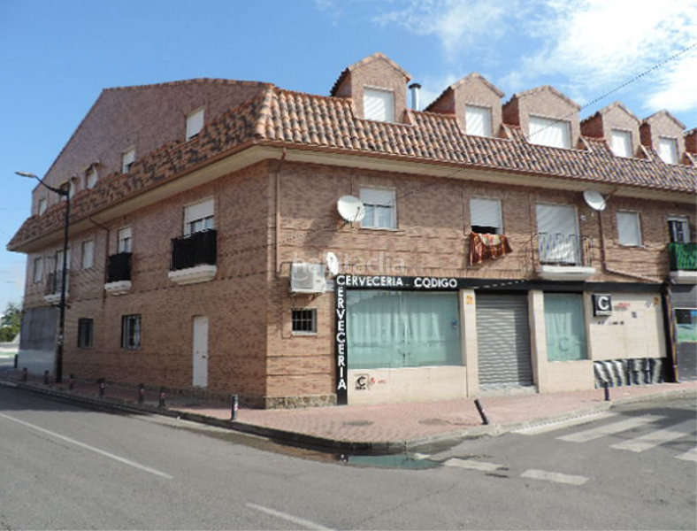 Foto 42d9dfc8-06a4-4ad5-a65b-a66e6c2a0308. Appartamento in barrio pilar 23 in Yeles