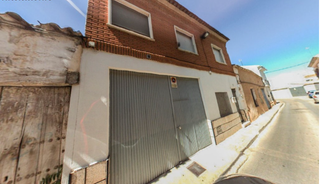 Flat  Calle san anton 11. Vivienda y garaje en villarrobledo  calle san anton